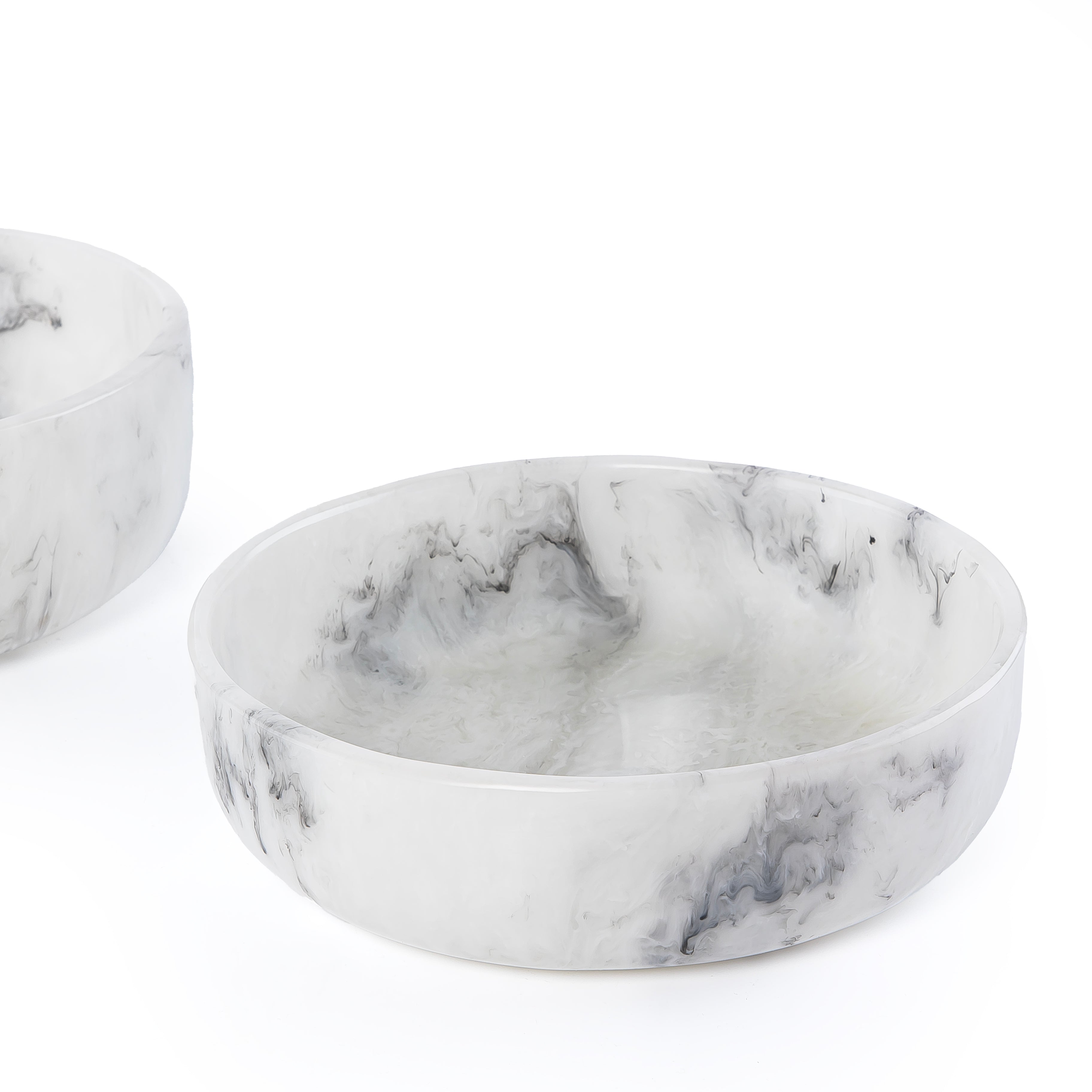 Set of 2 Resin Bowls with gift box -White & Black