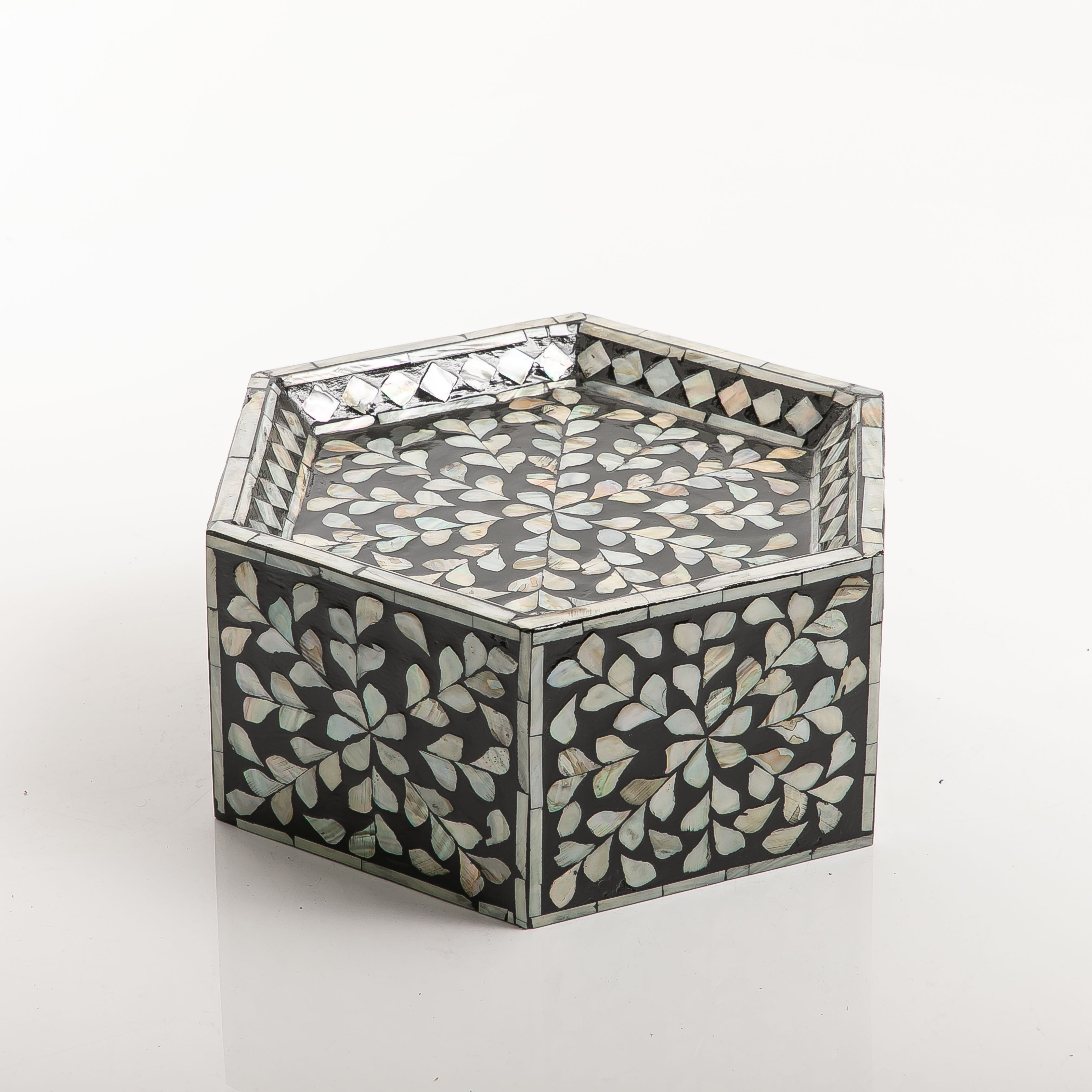 Dark Grey Hexagon Vietnamese Mop Stand