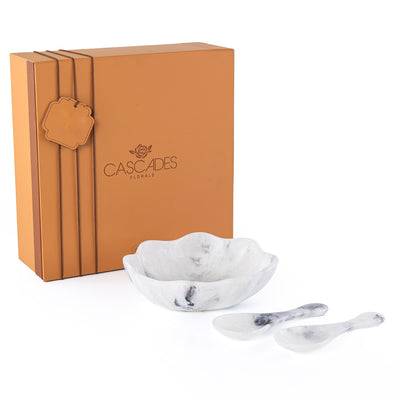 طقم من وعاء تقديم صغير من الراتنج مع ملعقتين مع بوكس هدايا  – أبيض و أسود 