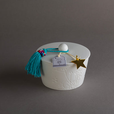 وعاء قرقيعان سيراميك أبيض - أزرق 