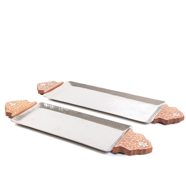 Set of 2 metal tray with wooden handle