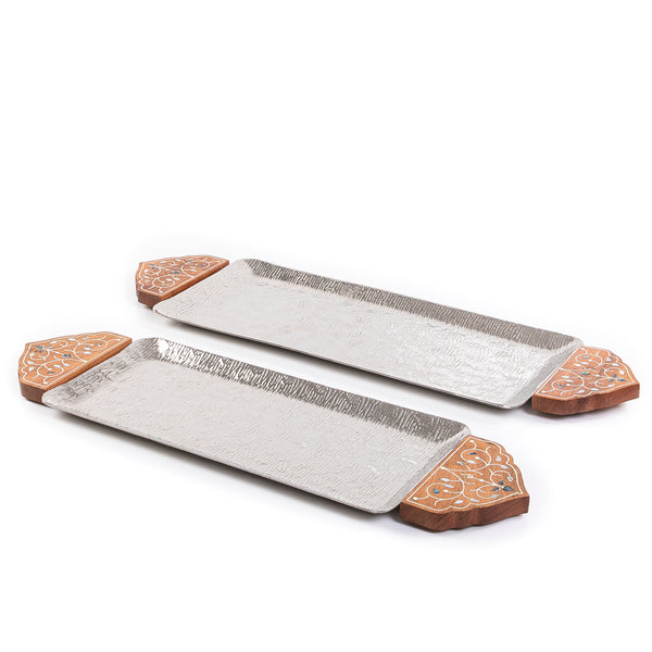 Set of 2 metal tray with wooden handle