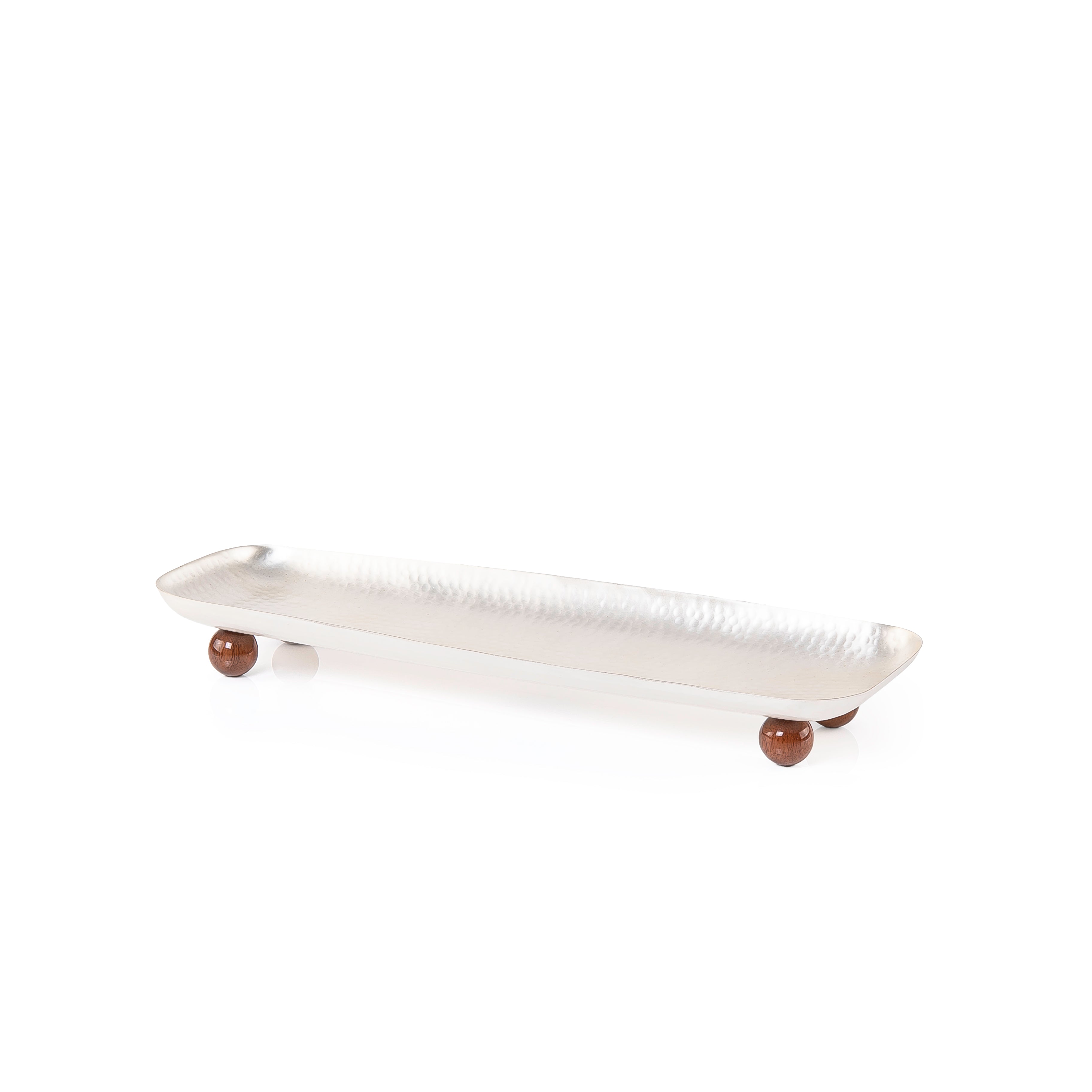 صينية معدنية