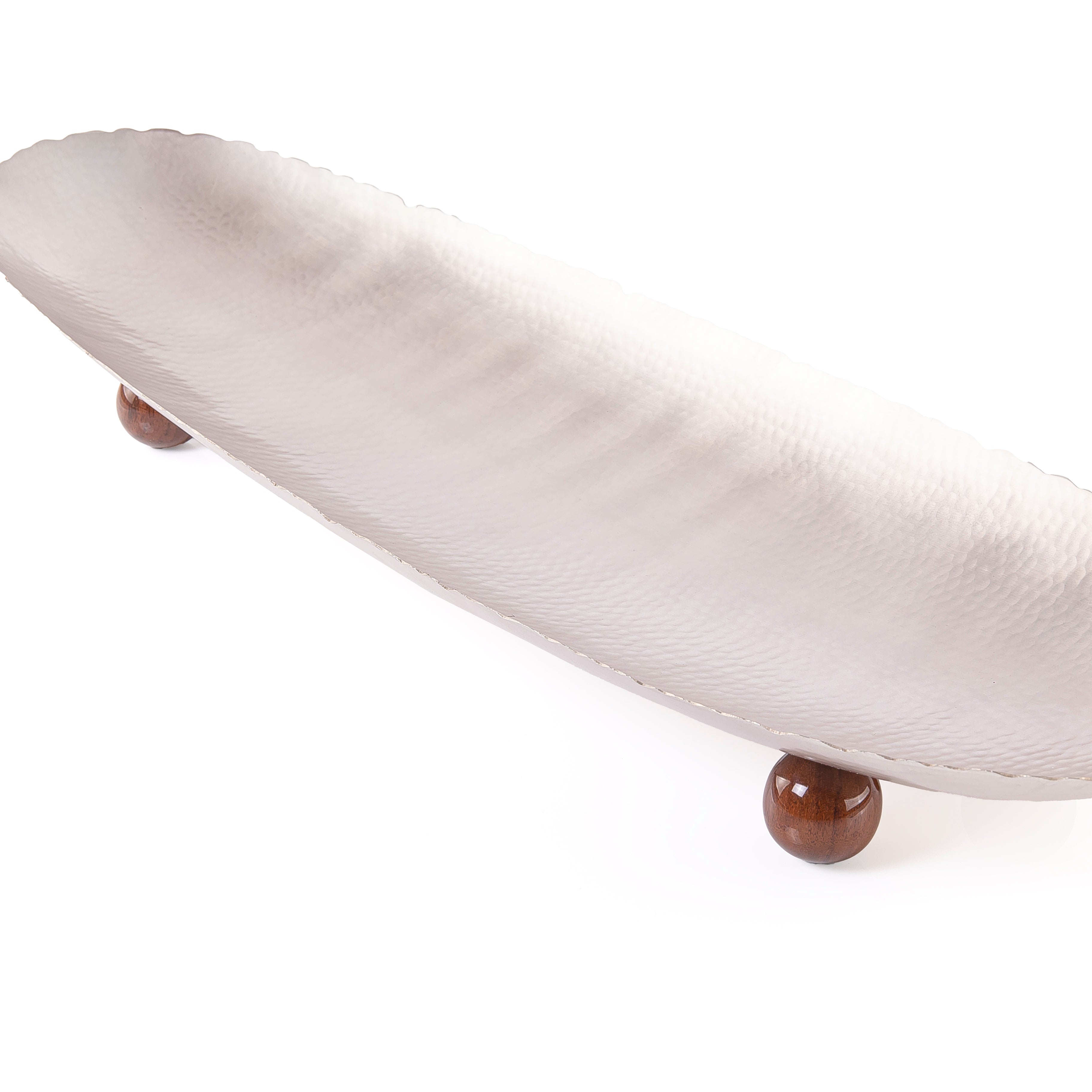 صينية معدنية