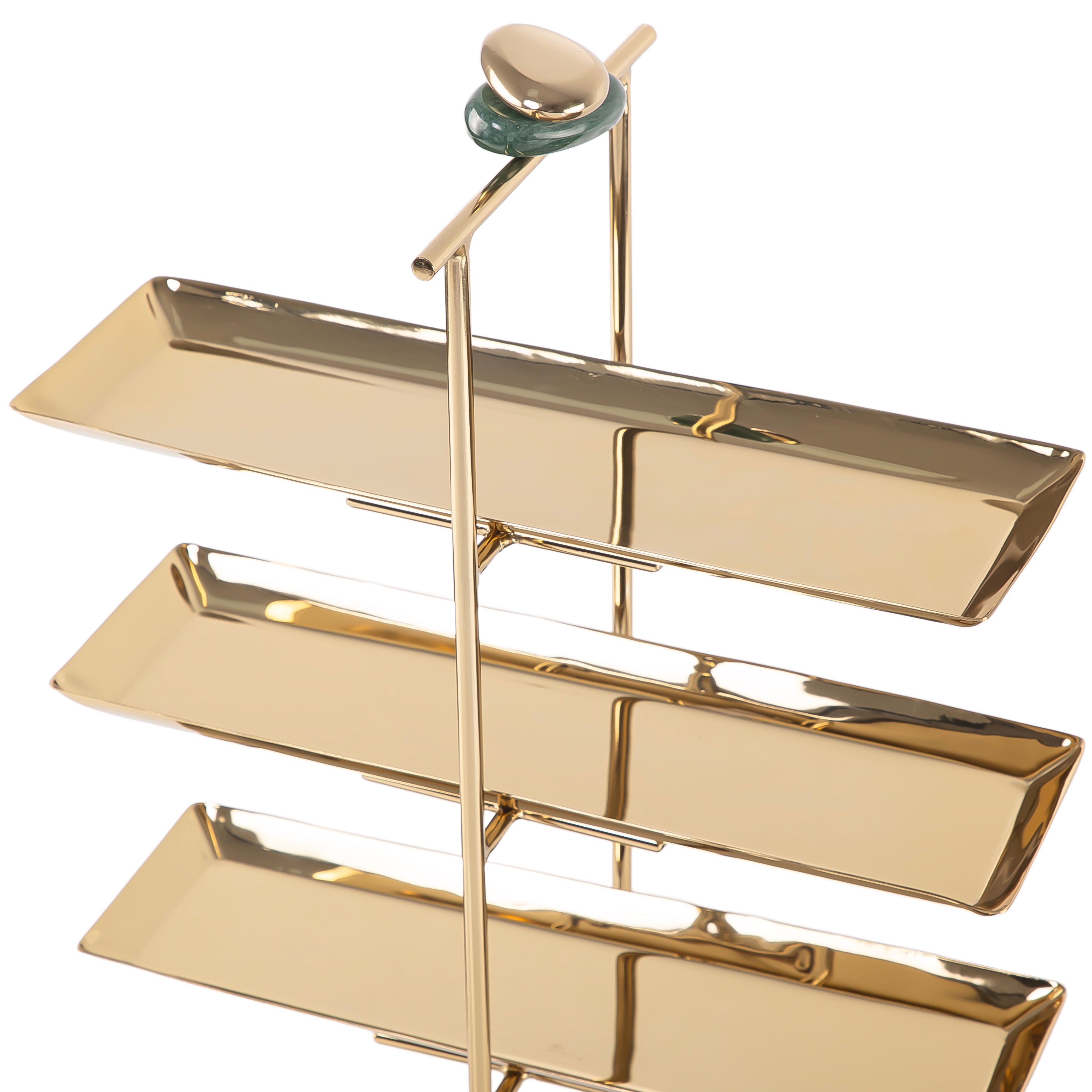 ستاند معدني ثلاث طوابق