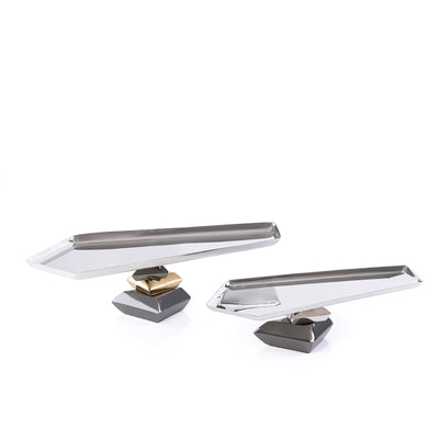 طقم من طبقين معدنيين للتقديم مع علبة هدايا - فضي و ذهبي 