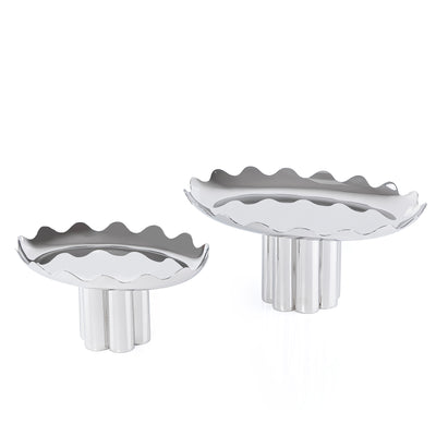 Set of 2 Metal round Stand with wavy edges stand with gift box - Silver