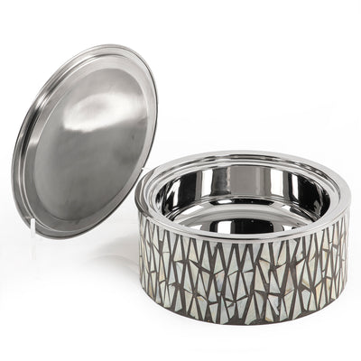 حافظ طعام بقاعدة صدف