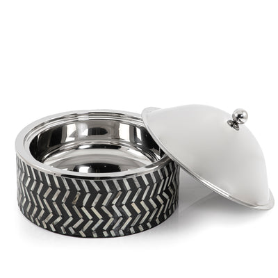 حافظ طعام بقاعدة صدف