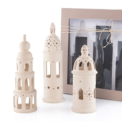 طقم ديكور خزفي (3 قطع) بأشكال مآذن داخل بوكس هدايا مخملية وردية