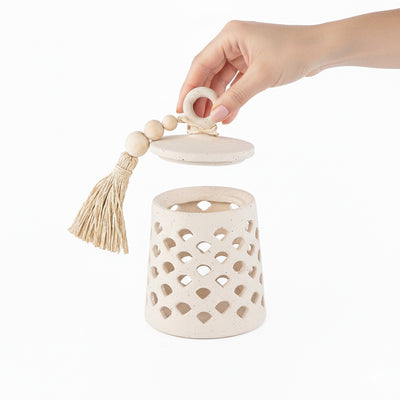 جار قرقيعان من الفخار مع غطاء - حجم متوسط