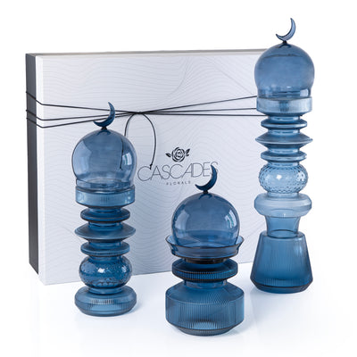 طقم زجاجي 3 قطع (2 قطعة ديكورعلى شكل مأذنة + وعاء للتمر) مع بوكس هدايا - أزرق