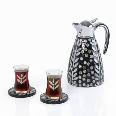 طقم مطارة صدف مع 4 أكواب شاي زجاجية و4 صحون في علبة أكريليك - أسود