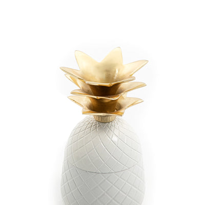 برطمان معدني أبيض بغطاء أبيض وذهبي