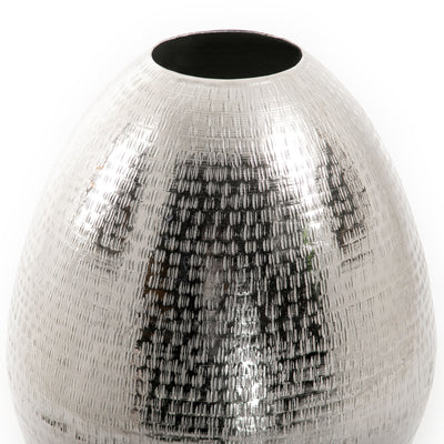 فازة معدنية فضية