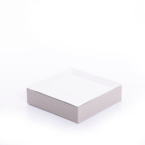square ceramic plate with beige leather base