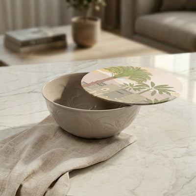 وعاء معدن مع غطاء