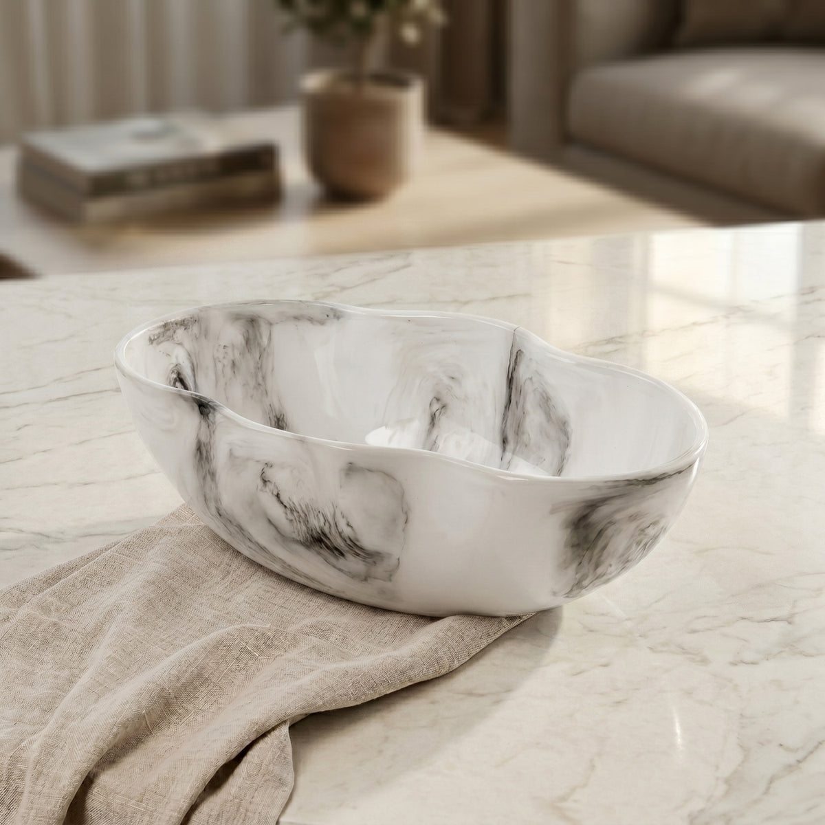 Medium Resin Oval Serving Bowl - Black&white