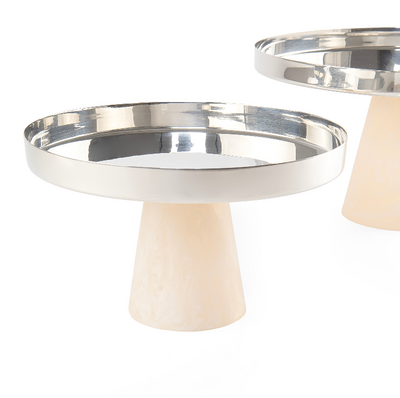 طقم فاخر مكون من 2 ستاند للتقديم مصنوعين من الإستانلس ستيل على قاعدة مخروطية من الراتنج